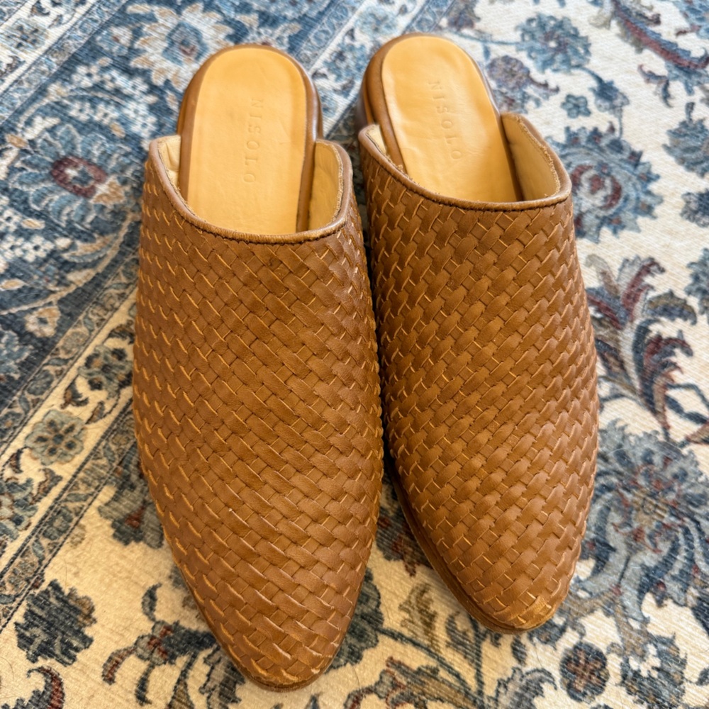 Nisolo Wome’s Woven Leather Mule - Brown